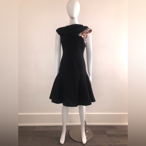 CHRISTIAN DIOR DRESS WITH EMBELLISHED DETAIL - Picture 2 of 9